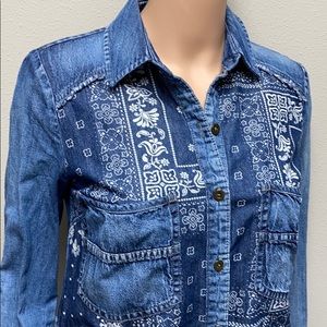 Free People XS button up shirt